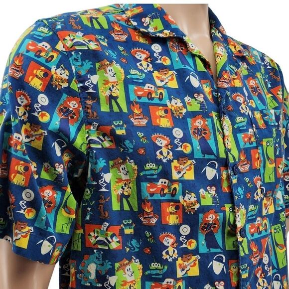 Disney Parks Pixar Characters Button-Down Short Sleeve Shirt  Mens medium - Picture 1 of 9